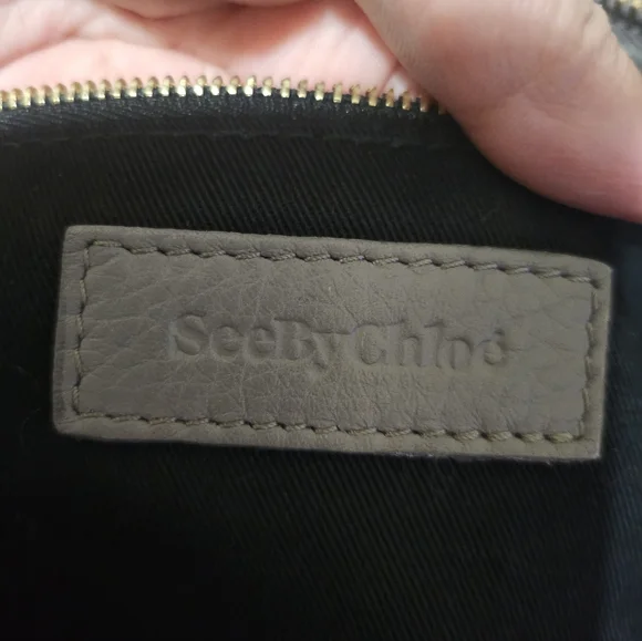 See By Chloe Paige Grey Leather 2way Shoulder Bag, Dustbag & COA EUC - Picture 2 of 15